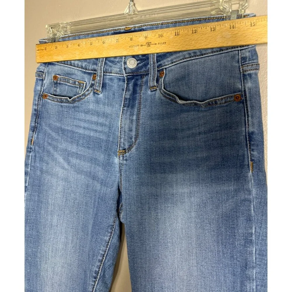 Gap Curvy Jeans Medium Wash Blue Higher Rise Booty Stretch Versatile Women 28R - Picture 6 of 11